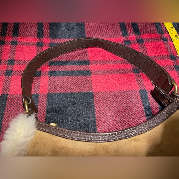 Ugg Handbag / Purse - EXCELLENT CONDITION!! Measurements in pictures! - Picture 9 of 14
